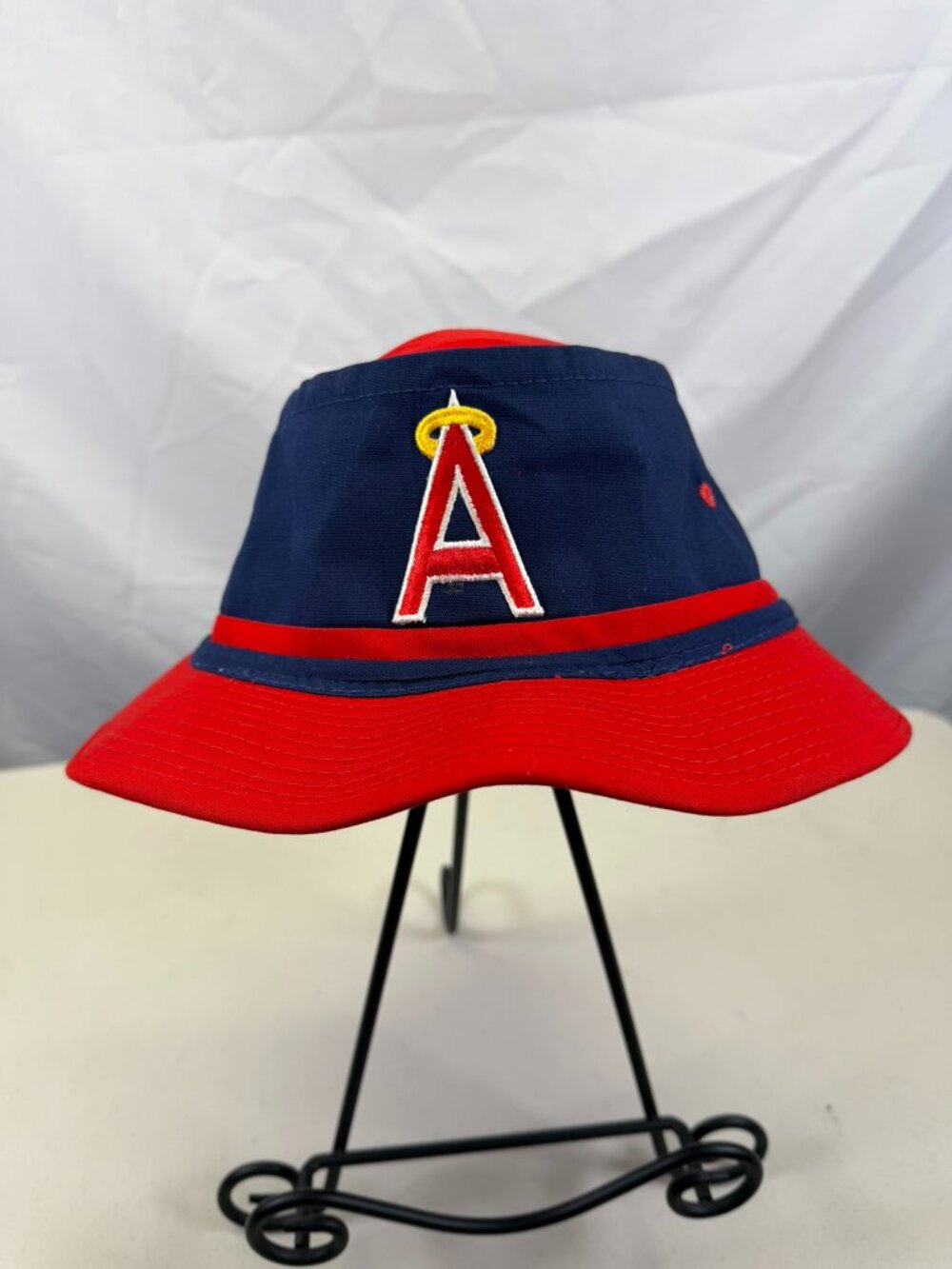MLB Los Angeles Angels Floppy Bucket Hat Blue and Red Size M New